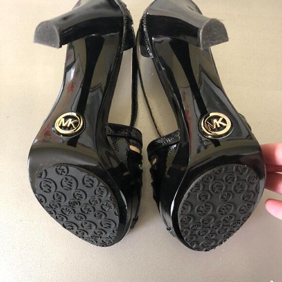 ‎Michael Kors Black Patent Leather Platform Sandals - Picture 12 of 16